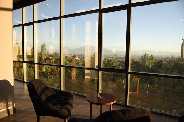 Вид на гору Арарат из кафе Вид на гору Арарат из кафе - Sputnik Արմենիա