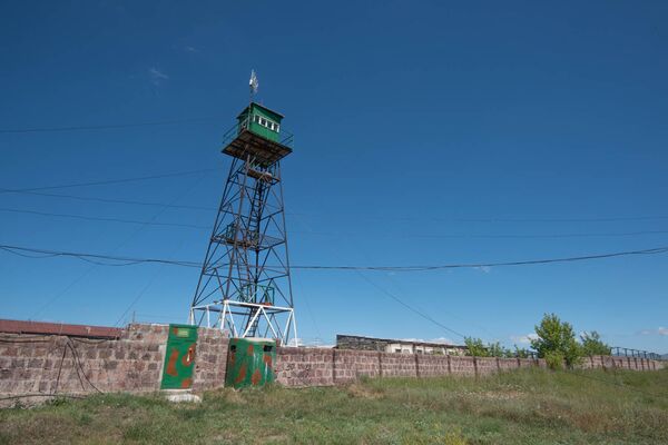 Сторожевая вышка за армяно-турецкой границе - Sputnik Армения