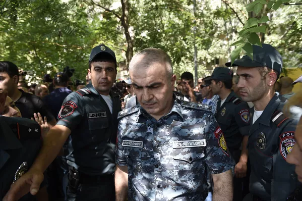 Заместитель начальника Полиции Армении Унан Погосян. Заместитель начальника Полиции Армении Унан Погосян. - Sputnik Армения