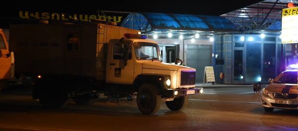 Ситуация в районе захвата здания полиции в Ереване в ночь на 18 июля - Sputnik Армения