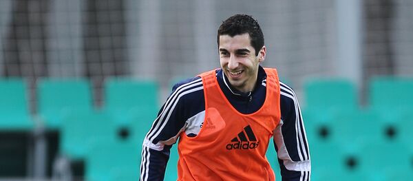 Футбол. Тренировка сборной Армении, Генрих Мхитарян - Sputnik Արմենիա