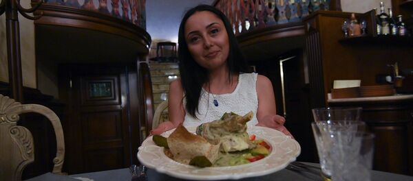 Շեֆ խոհարարին հյուր. ինչպես պատրաստել Գառան սրունք - Sputnik Արմենիա