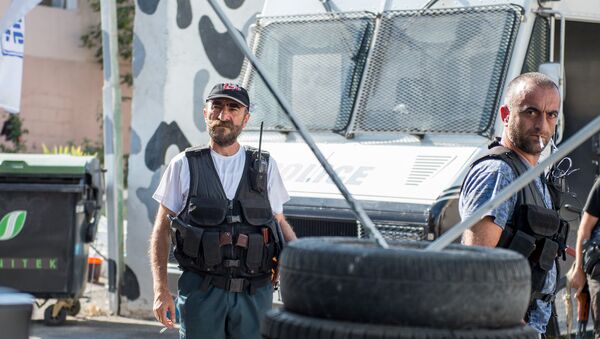 Члены вооруженной группы, захватившей здание полка ППС в Ереване. Павлик Манукян - Sputnik Արմենիա