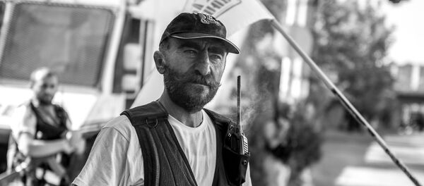 Члены вооруженной группы, захватившей здание полка ППС в Ереване. Павлик Манукян - Sputnik Армения