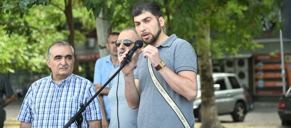 Член Совета старейшин Еревана, гражданский активист Давид Санасарян - Sputnik Արմենիա