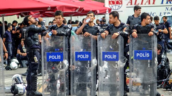 Полиция в Турции - Sputnik Армения