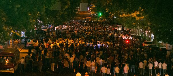 Шествие сторонников группировки Сасна Црер в Ереване Шествие сторонников группировки Сасна Црер в Ереване - Sputnik Армения