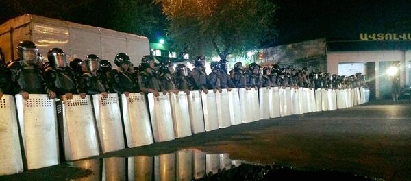 LIVE: ситуациа на улице Хоренаци. День 13-й LIVE: ситуациа на улице Хоренаци. День 13-й - Sputnik Արմենիա