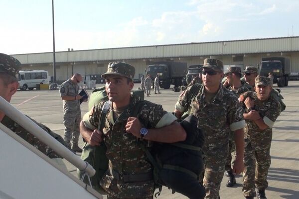 Военнослужащие Минобороны Армении отправляются на учения в США Военнослужащие Минобороны Армении отправляются на учения в США - Sputnik Армения