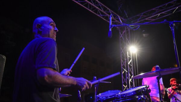 Концертный вечер “Город слушает джаз” в Ереване - Sputnik Армения