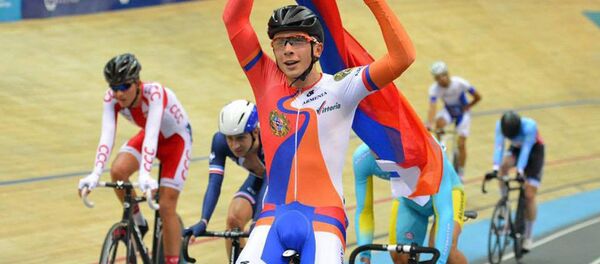 Велосипедист Эдгар Степанян Велосипедист Эдгар Степанян - Sputnik Արմենիա