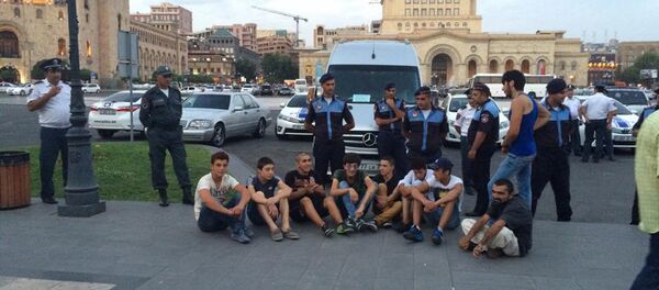 акция протест активисты площадь Республики митинг акция протест активисты площадь Республики митинг - Sputnik Արմենիա