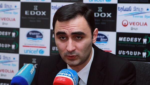 Бабкен Пипоян Бабкен Пипоян - Sputnik Արմենիա