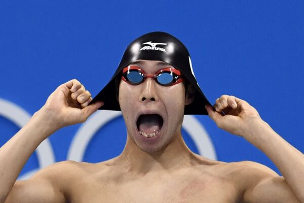 Японский пловец Косуке Хагино перед соревнованиями по плаванию в эстафете 4х200 м вольным стилем среди мужчин на XXXI летних Олимпийских играх - Sputnik Армения