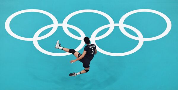Волейболист сборной Ирана Фархад Гаеми во время матча между сборными Ирана и Польши на Олимпийских играх-2016 в Рио-де-Жанейро - Sputnik Армения