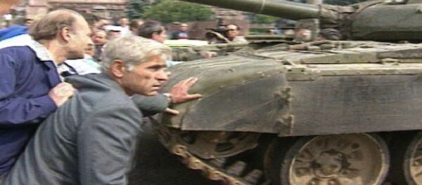 Спутник_Реакция не пройдет!. Москва, август 1991 года - Sputnik Армения