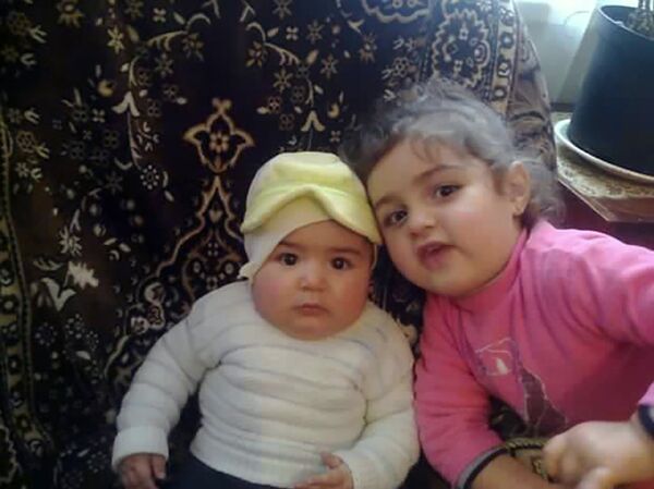 Маленские жертвы Валерия Пермякова шестимесячный Сережа Аветисян с сестрой - Sputnik Армения