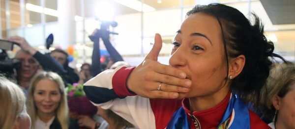 Прилет сборной России по фехтованию из Рио-де-Жанейро - Sputnik Армения