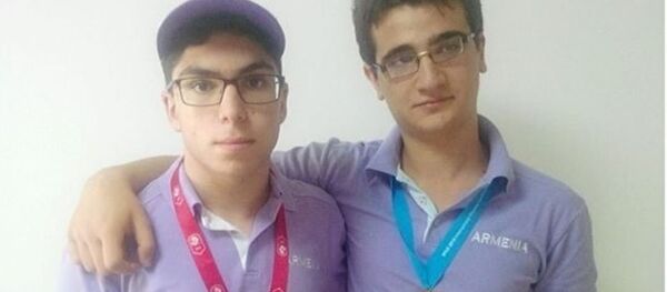 Эдгар Варданян и Сергей Нерсесян Эдгар Варданян и Сергей Нерсесян - Sputnik Армения