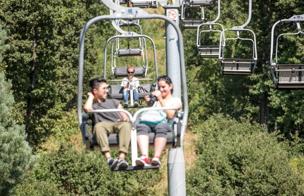 Канатная дорога в Джермуке Канатная дорога в Джермуке - Sputnik Արմենիա