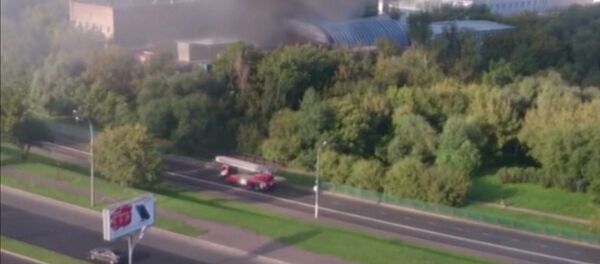 СПУТНИК_Крупный пожар на складе в Москве. Съемка очевидца СПУТНИК_Крупный пожар на складе в Москве. Съемка очевидца - Sputnik Արմենիա