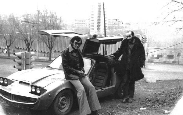 Самодельная машина 1977 года - Sputnik Армения