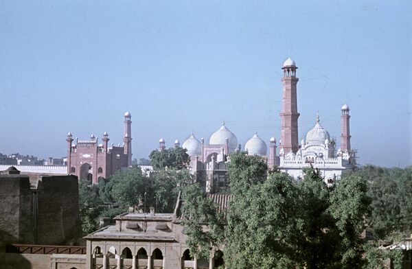 Мечеть Бадшахи Масджид Мечеть Бадшахи Масджид - Sputnik Армения