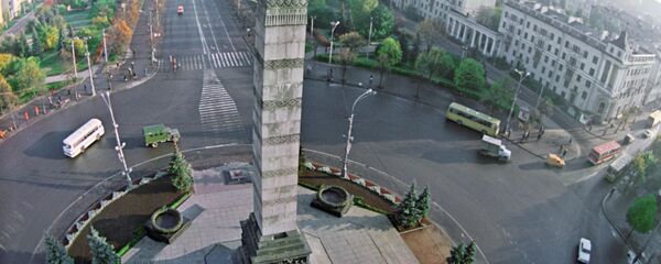 Монумент на площади Победы в Минске Монумент на площади Победы в Минске - Sputnik Армения