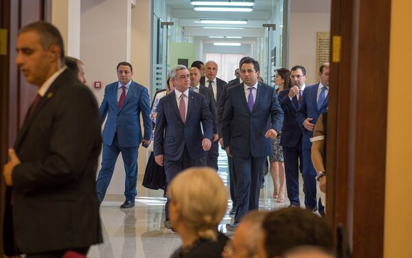 Президент Армении Серж Саргсян присутствовал на открытии отремонтированного здания музыкальной школы имени Чайковского - Sputnik Армения