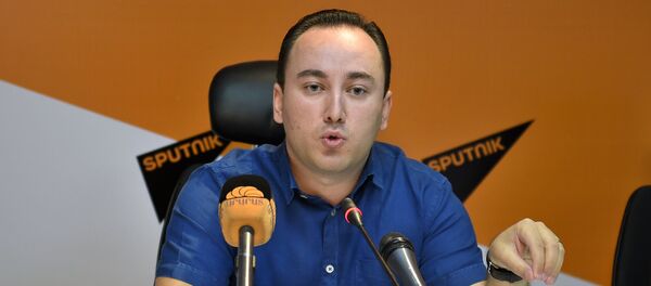 Джонни Меликян Джонни Меликян - Sputnik Армения