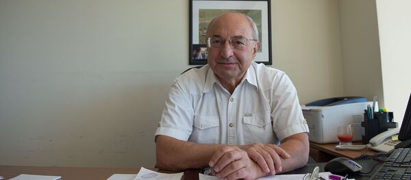 Вазген Манукян - Sputnik Արմենիա