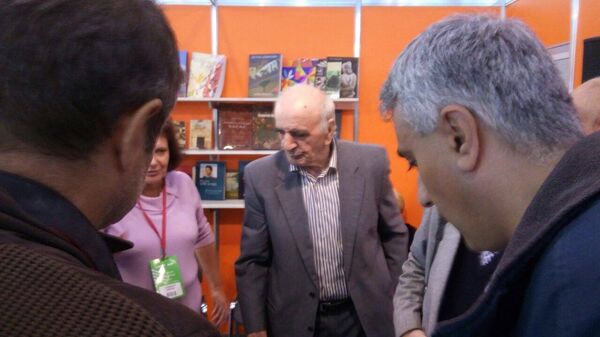 Презентация книги Время запечатления Артавазда Пелешяна Презентация книги Время запечатления Артавазда Пелешяна - Sputnik Армения