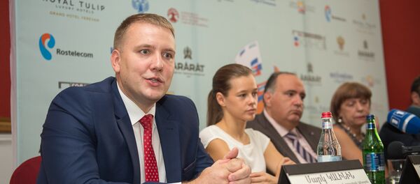 Директор Российского центра науки и культуры в Ереване Марк Калинин Директор Российского центра науки и культуры в Ереване Марк Калинин - Sputnik Армения