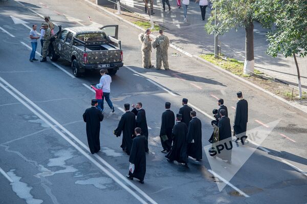 Перед парадом  - Sputnik Армения