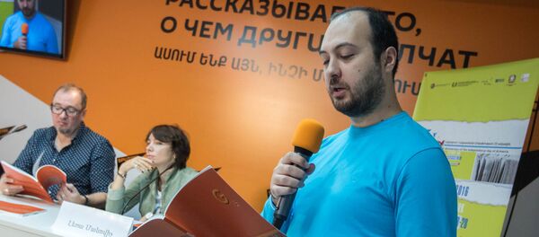 Пресс-коференция участников фестиваля Литературный ковчег Пресс-коференция участников фестиваля Литературный ковчег - Sputnik Армения