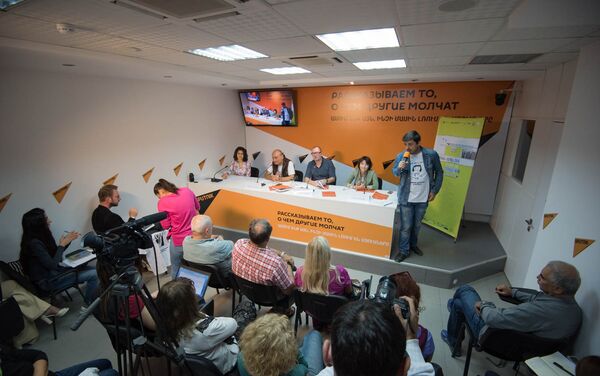 Пресс-коференция участников фестиваля Литературный ковчег - Sputnik Армения