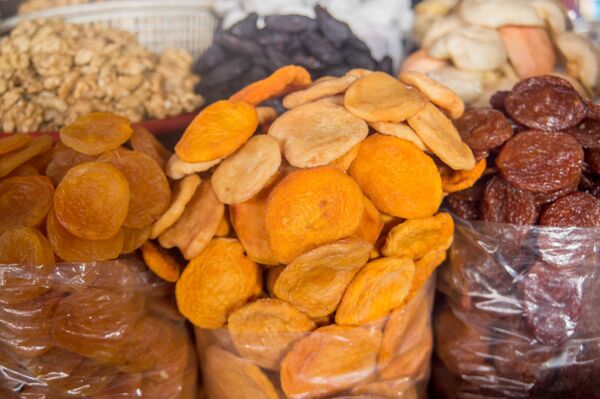 Фирменный армянский или пряный европейский: 5 супер-напитков на зиму - Sputnik Армения