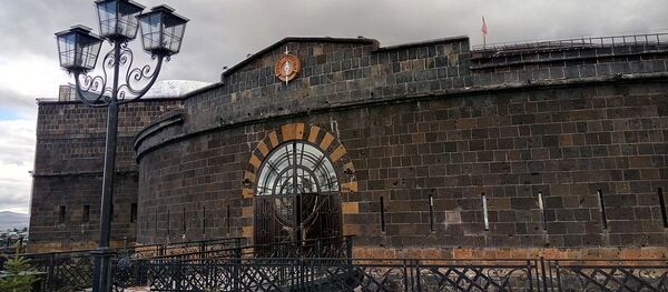 Черный замок в Гюмри - Sputnik Армения