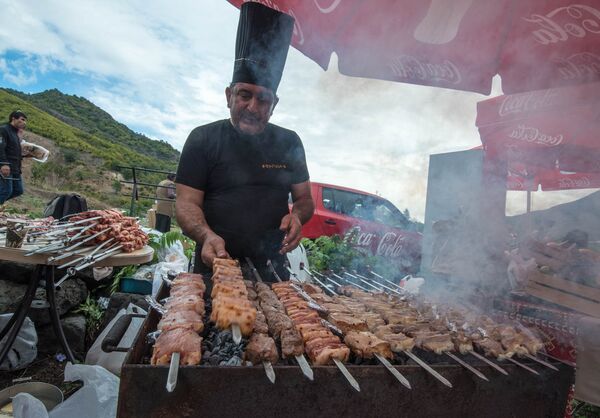 Фестиваль шашлыка в Ахтале Фестиваль шашлыка в Ахтале - Sputnik Արմենիա