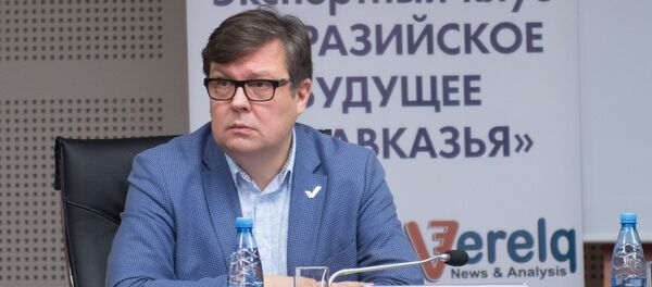 Политолог, директор Института новейших государств Алексей Мартынов - Sputnik Армения