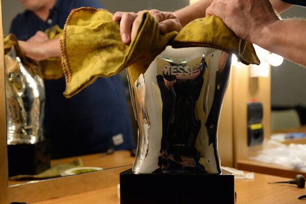 Лео Месси признан лучшим футболистом Европы 2015 года Лео Месси признан лучшим футболистом Европы 2015 года - Sputnik Արմենիա