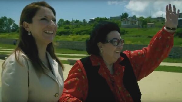 Монсеррат Кабалье исполняет песню Комитаса Крунк Монсеррат Кабалье исполняет песню Комитаса Крунк - Sputnik Արմենիա