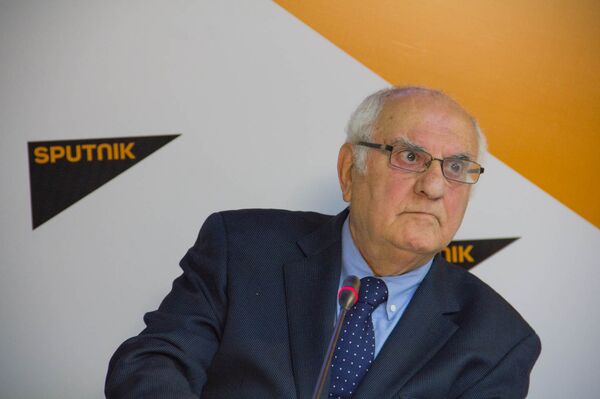 Пресс-конференция, посвященная неизвестной кантате Хачатуряна. Армик Григорян Пресс-конференция, посвященная неизвестной кантате Хачатуряна. Армик Григорян - Sputnik Արմենիա