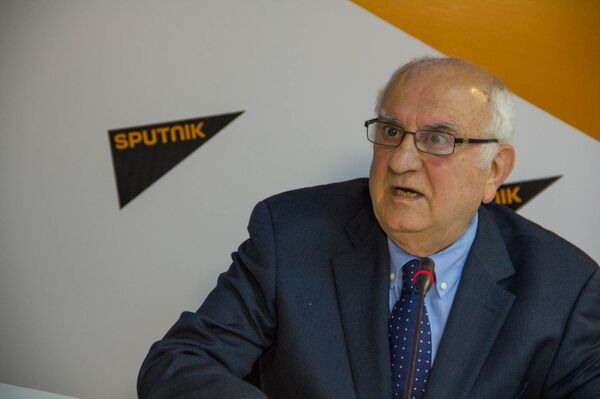 Пресс-конференция, посвященная неизвестной кантате Хачатуряна. Армик Григорян Пресс-конференция, посвященная неизвестной кантате Хачатуряна. Армик Григорян - Sputnik Армения