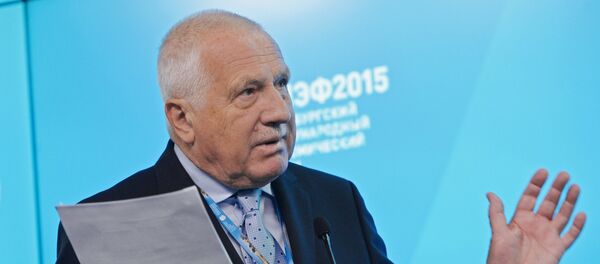 Бывший президент Чехии Вацлав Клаус Бывший президент Чехии Вацлав Клаус - Sputnik Արմենիա