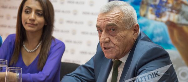 Пресс-конференция посвященная помощи сирийским армянам. Айаса Тагмазян и Серж Срапионян Пресс-конференция посвященная помощи сирийским армянам. Айаса Тагмазян и Серж Срапионян - Sputnik Արմենիա