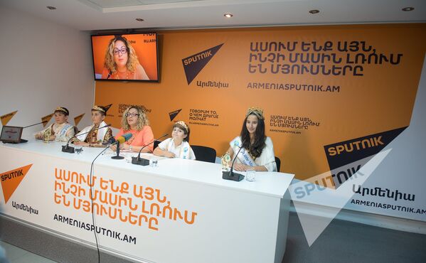 Пресс-конференция по итогам детского конкурса Little Miss and Mister World 2016. - Sputnik Армения