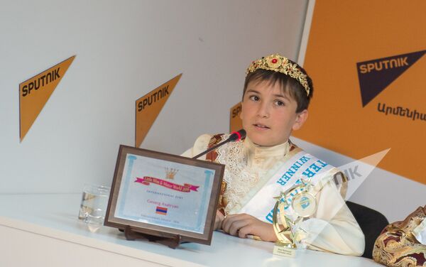 Մամուլի ասուլիս` նվիրված Little Miss and Mister World 2016  մրցույթին - Sputnik Արմենիա