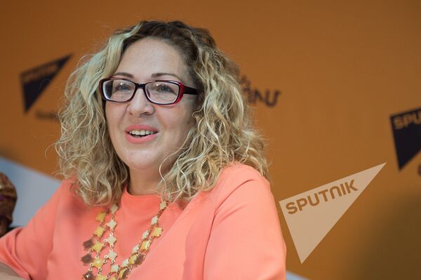 Пресс-конференция по итогам детского конкурса Little Miss and Mister World 2016. Лусине Багдасарян Пресс-конференция по итогам детского конкурса Little Miss and Mister World 2016. Лусине Багдасарян - Sputnik Армения