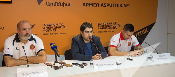 Пресс-конференция представителей баскетбольного клуба Урарту Пресс-конференция представителей баскетбольного клуба Урарту - Sputnik Армения